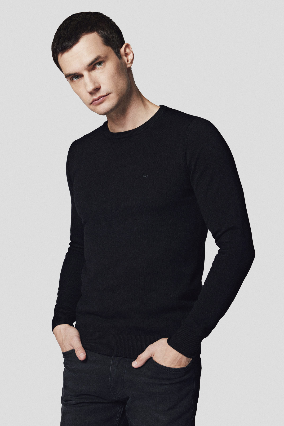 Lancerto Sweter Czarny z Bawełną Gładki Tony