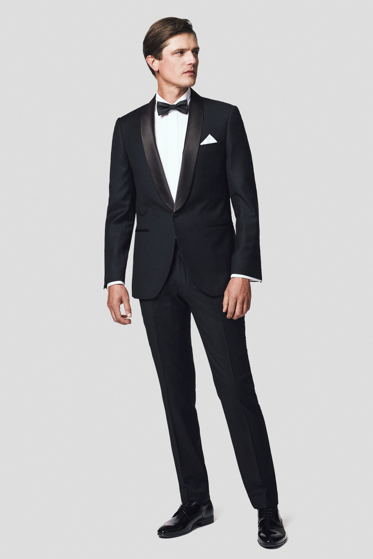 Lancerto Smoking Czarny Wełniany z Klapami Szalowymi Oklahoma