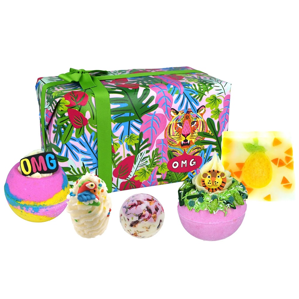 Bomb Cosmetics Gift Pack zestaw upominkowy: kula do kąpieli, 2 szt. + maślana kuleczka do wanny Flower Power, 1 szt. + maślana babeczka do wanny Sh...