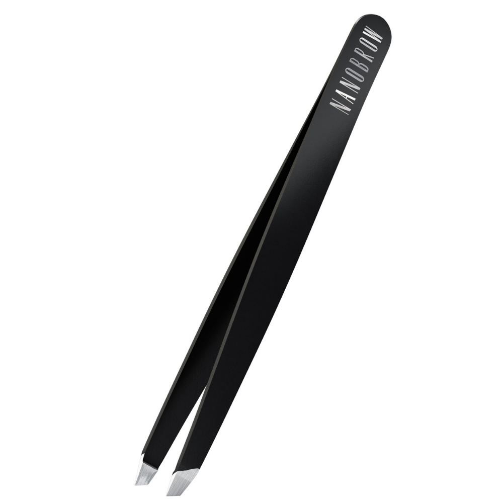 Nanobrow Tweezers pęseta do brwi ze skośną końcówką, 1 szt.